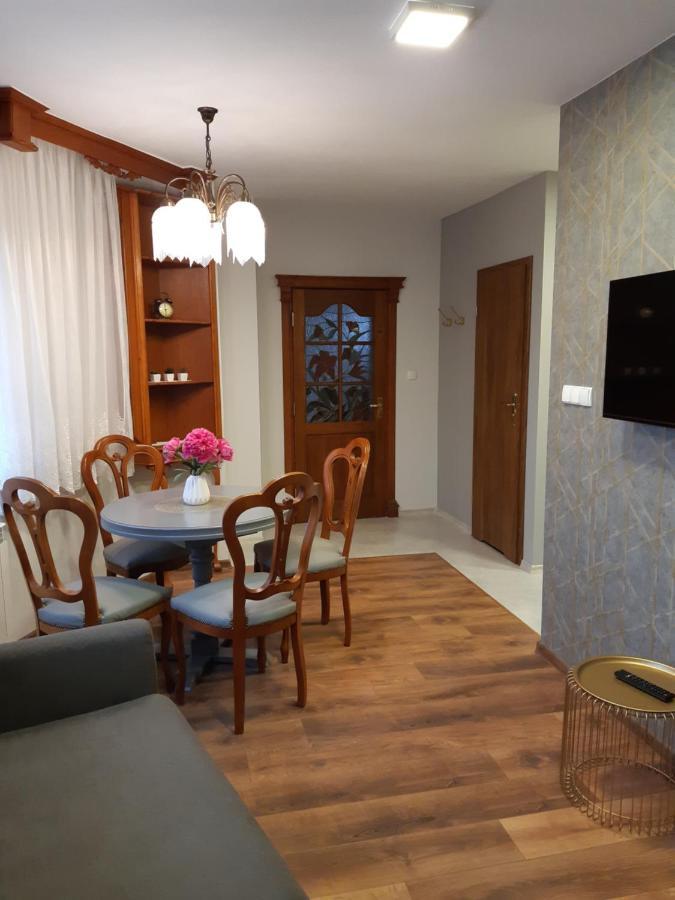 Secesja House Apartment Освиенцим Екстериор снимка