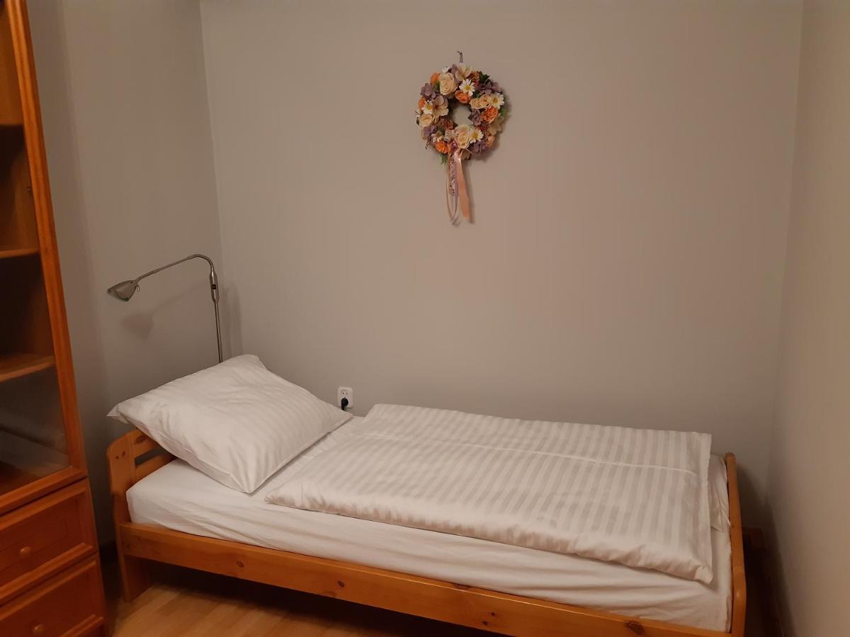 Secesja House Apartment Освиенцим Екстериор снимка